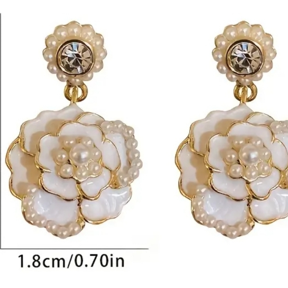 Elegant Flower Shape Faux Pearl Earrings